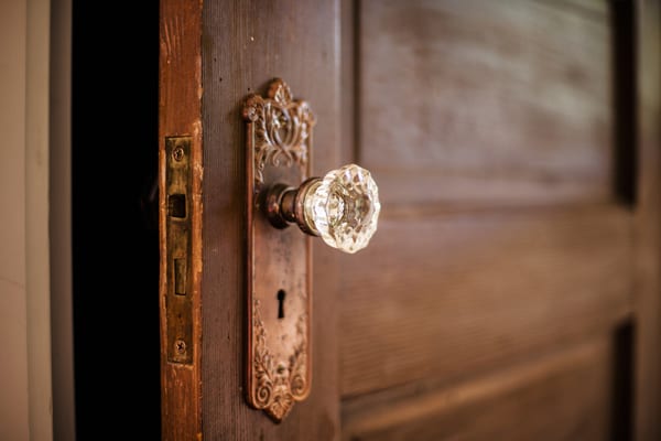 Can-you-install-central-air-conditioning-in-a-heritage-home