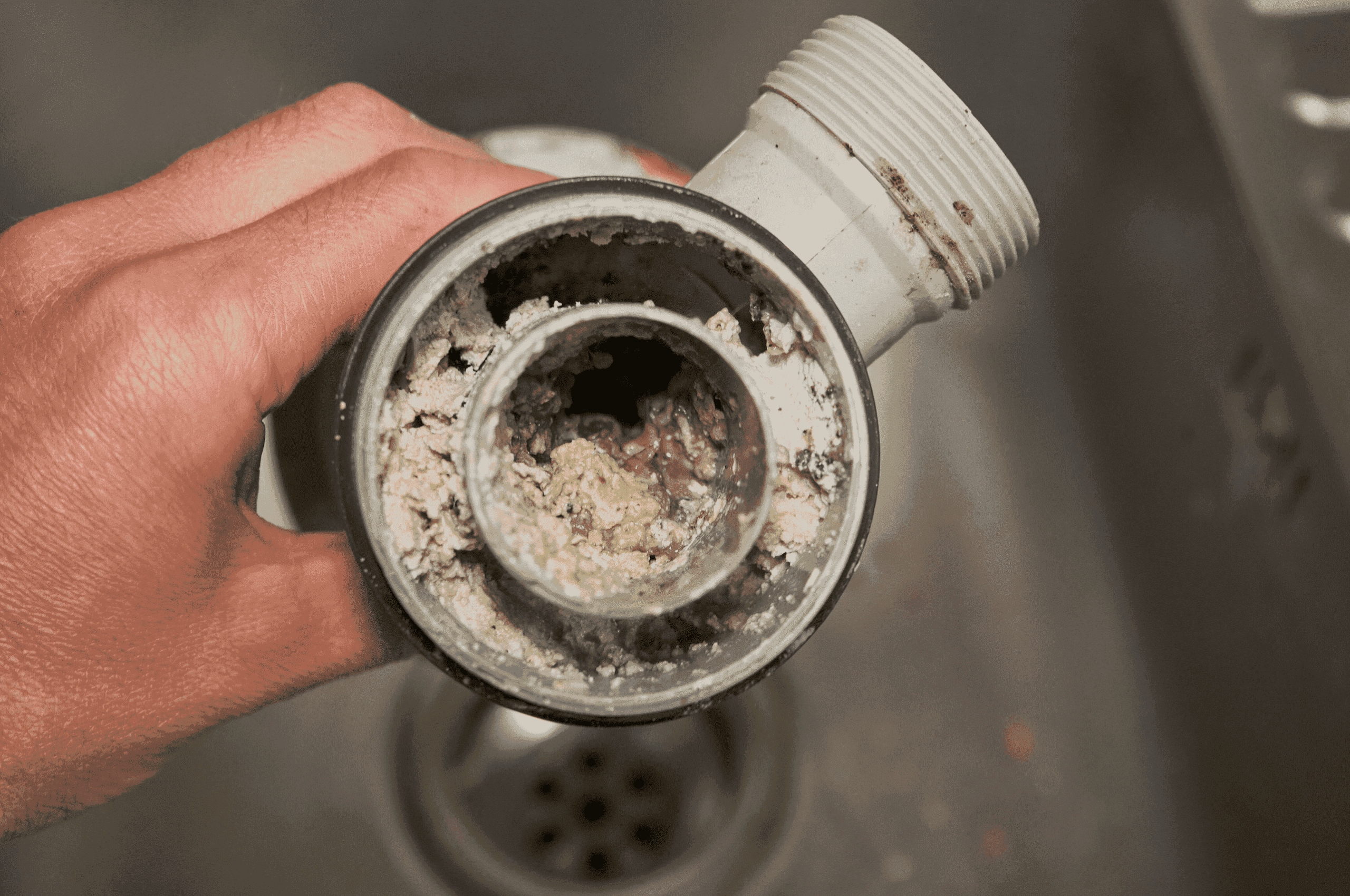 clogged-sink-drain-min_optimized